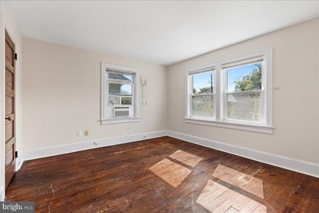60 WIGGINS ST, Princeton, NJ 08540