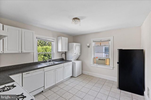 60 WIGGINS ST, Princeton, NJ 08540