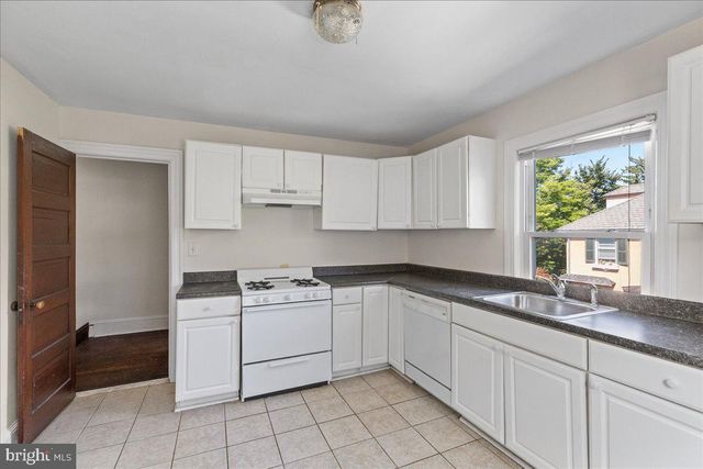 60 WIGGINS ST, Princeton, NJ 08540