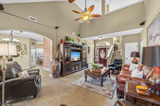 1765 Bridgeport Colony Lane, Fort Walton Beach, FL 32547