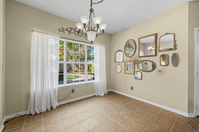 1765 Bridgeport Colony Lane, Fort Walton Beach, FL 32547