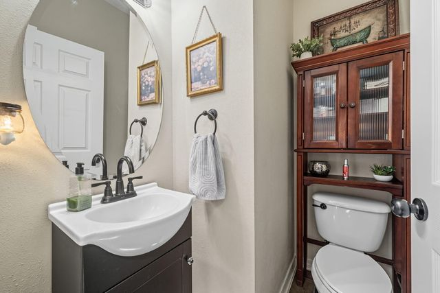 1765 Bridgeport Colony Lane, Fort Walton Beach, FL 32547