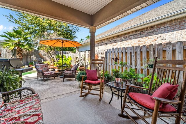 1765 Bridgeport Colony Lane, Fort Walton Beach, FL 32547