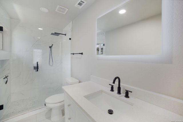 1702 Hays St Unit 104, San Antonio, TX 78202