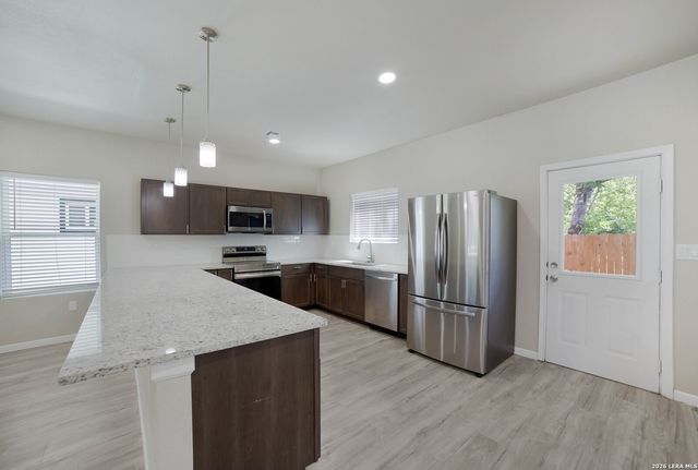 1702 Hays St Unit 104, San Antonio, TX 78202