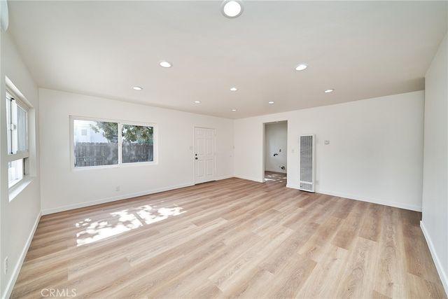 1103 S Hobart Boulevard, Los Angeles, CA 90006