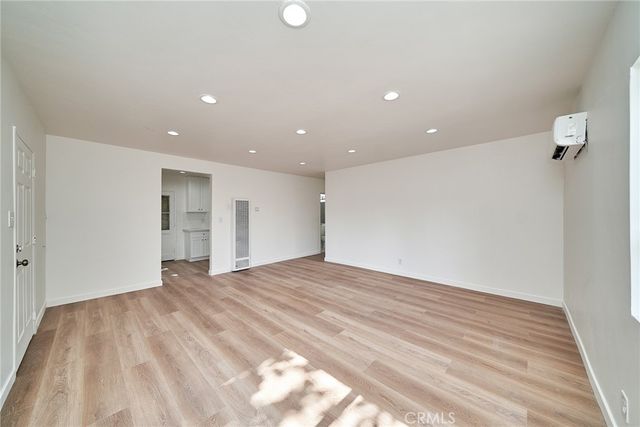 1103 S Hobart Boulevard, Los Angeles, CA 90006