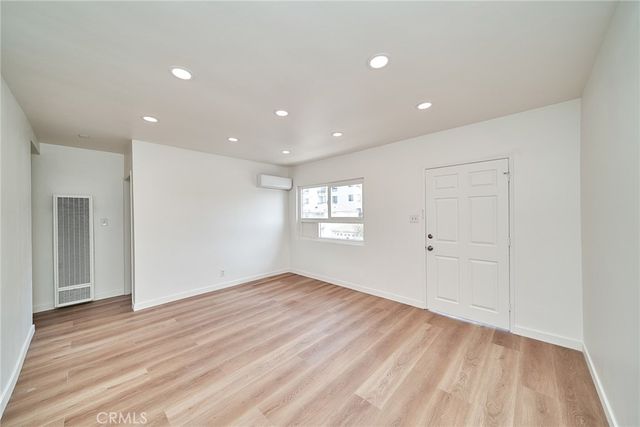 1103 S Hobart Boulevard, Los Angeles, CA 90006