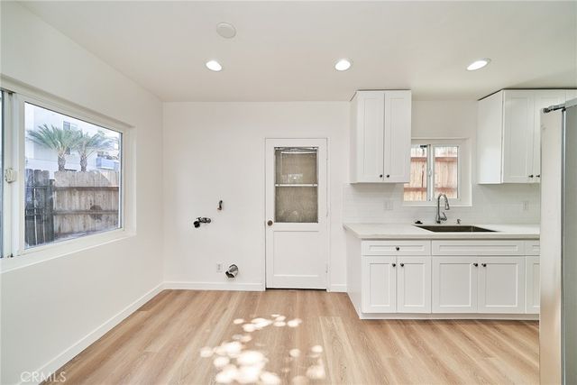 1103 S Hobart Boulevard, Los Angeles, CA 90006