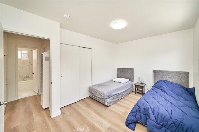 1103 S Hobart Boulevard, Los Angeles, CA 90006