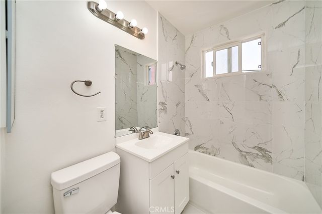 1103 S Hobart Boulevard, Los Angeles, CA 90006