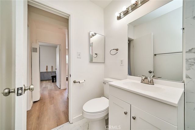 1103 S Hobart Boulevard, Los Angeles, CA 90006
