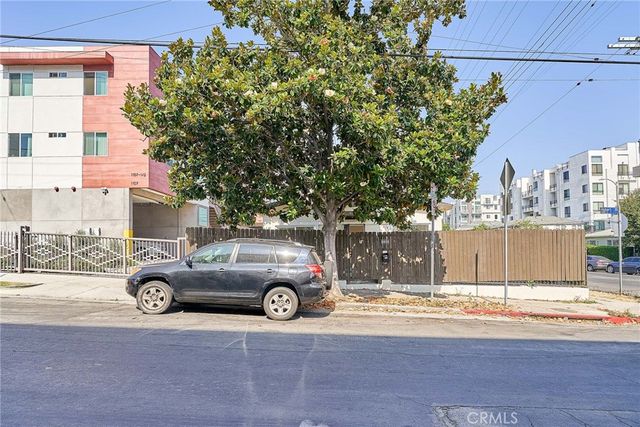 1103 S Hobart Boulevard, Los Angeles, CA 90006