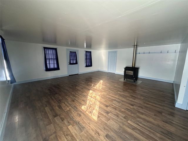 9573 STATE LINE Road, Albion, PA 16401