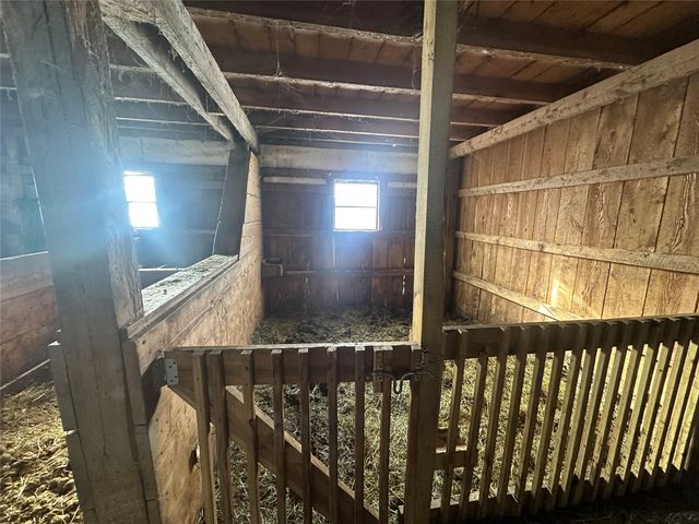 9573 STATE LINE Road, Albion, PA 16401