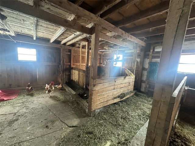 9573 STATE LINE Road, Albion, PA 16401