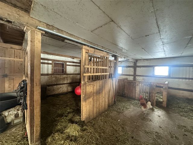 9573 STATE LINE Road, Albion, PA 16401