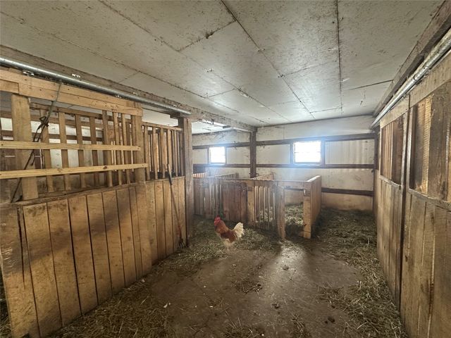 9573 STATE LINE Road, Albion, PA 16401