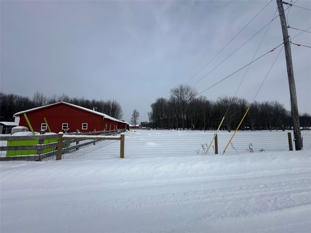 9573 STATE LINE Road, Albion, PA 16401