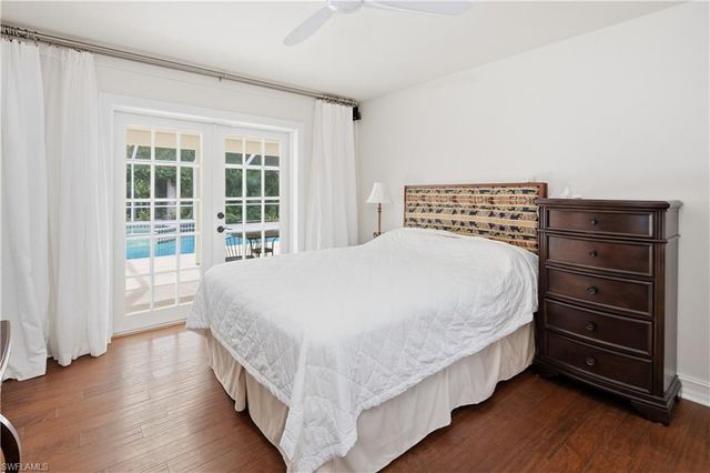 128 Viking WAY, Naples, FL 34110