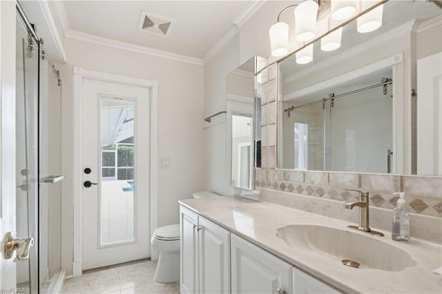 128 Viking WAY, Naples, FL 34110