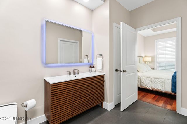 400 E BAY Street PENTHOUSE 6, Jacksonville, FL 32202