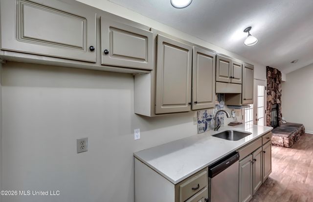 1116 Benbrook Drive, Madison, MS 39110