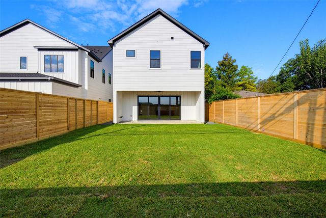 1820 Wycliffe, Houston, TX 77043
