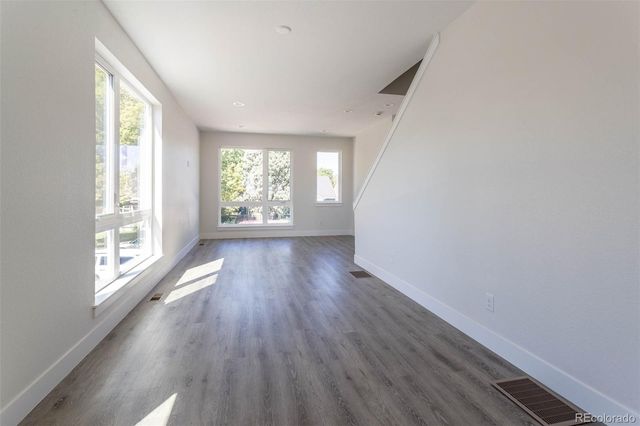 1592 N Ames Street, Lakewood, CO 80214