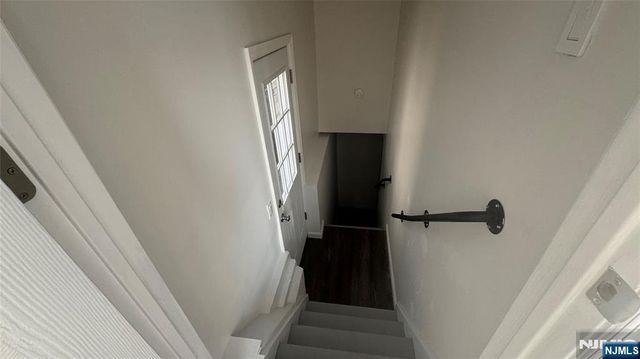 31 Chestnut Street, Kearny, NJ 07032