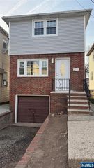 31 Chestnut Street, Kearny, NJ 07032