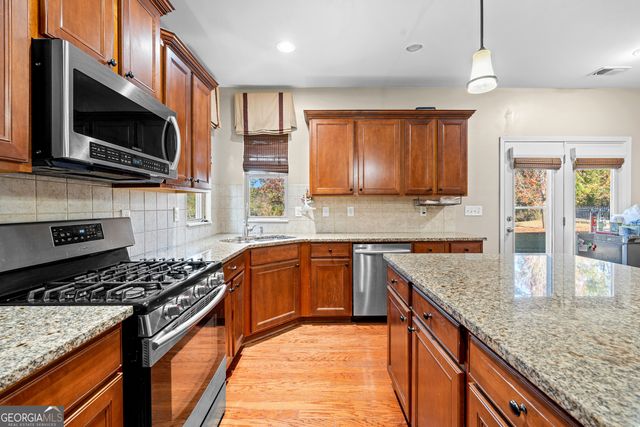 519 Bryant Lake Boulevard, Lagrange, GA 30241