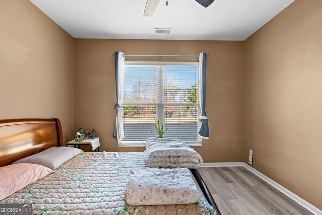 519 Bryant Lake Boulevard, Lagrange, GA 30241