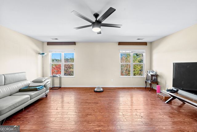 519 Bryant Lake Boulevard, Lagrange, GA 30241