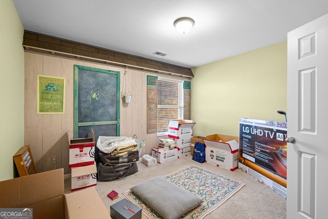 519 Bryant Lake Boulevard, Lagrange, GA 30241