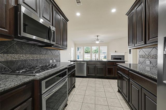508 Township Drive, League City, TX 77573