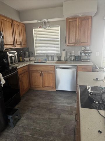 10093 SANTIAGO COURT, Seminole, FL 33776