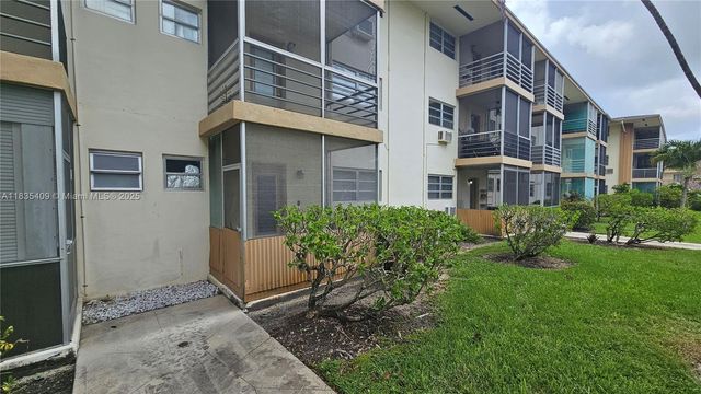 17000 NE 14th Ave 109, Miami, FL 33162