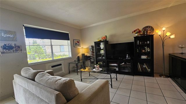 17000 NE 14th Ave 109, Miami, FL 33162