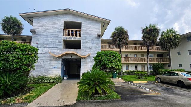 17000 NE 14th Ave 109, Miami, FL 33162