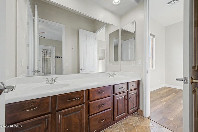 8721 E NANCE Street E, Mesa, AZ 85207