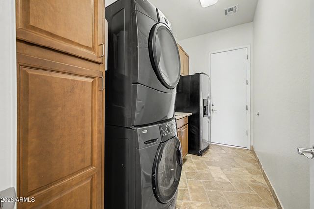 8721 E NANCE Street E, Mesa, AZ 85207