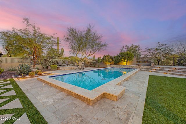 8721 E NANCE Street E, Mesa, AZ 85207