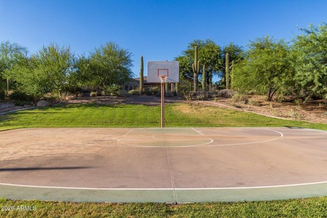 8721 E NANCE Street E, Mesa, AZ 85207