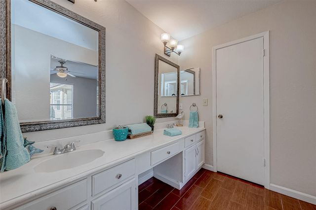 2022 Highland Hills Drive, Sugar Land, TX 77478