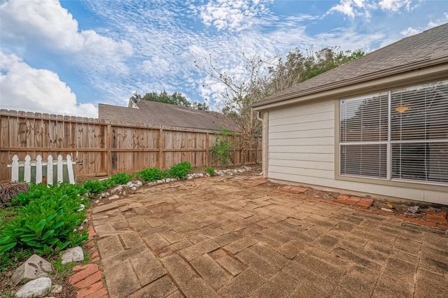 2022 Highland Hills Drive, Sugar Land, TX 77478
