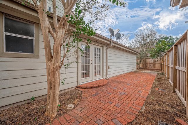 2022 Highland Hills Drive, Sugar Land, TX 77478