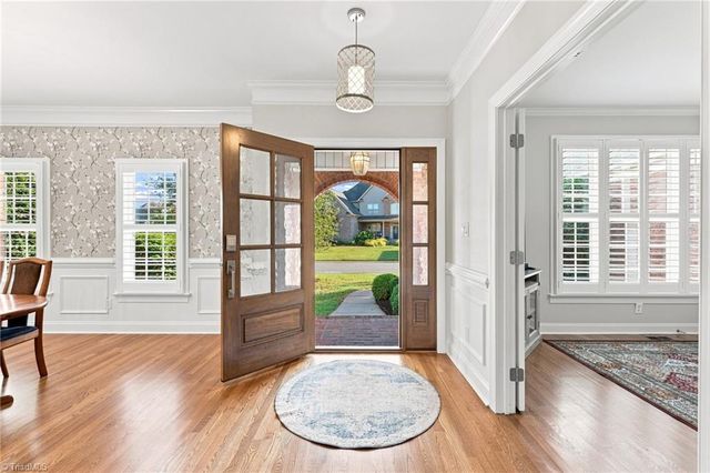 3004 Deercroft Lane, Clemmons, NC 27012