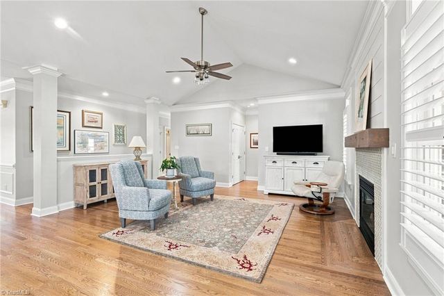 3004 Deercroft Lane, Clemmons, NC 27012