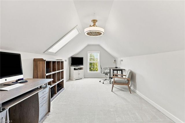 3004 Deercroft Lane, Clemmons, NC 27012